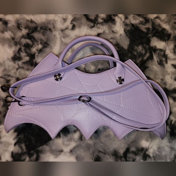 Purple Bat Purse - Picture 4 of 5